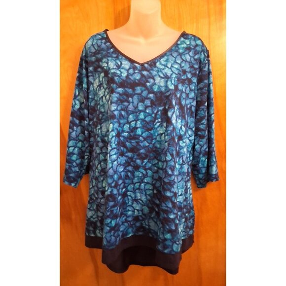 Catherines Blue Floral Tunic Top Womens 2X 22W 24W Faux Leather Trim Split back - Picture 1 of 4